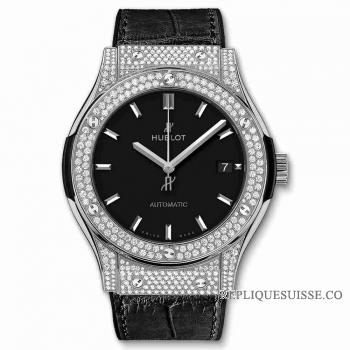 Copie Montre Hublot Titanium Pave 45mm Classic Fusion Diamond 511.NX.1171.LR.1704