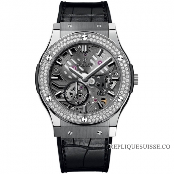 Hublot Classic Fusion Classico Ultra-thin Skeleton Titanium Diamants 545.NX.0170.LR.1104