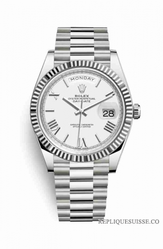 Copie Montre Rolex Day-Date 40 Or blanc 18 ct 228239 Cadran blanc m228239-0046