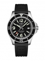 Breitling Superocean 42 cadran noir bracelet en caoutchouc noir pour hommes