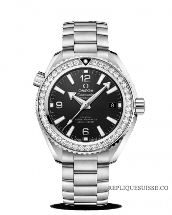 Réplique Omega Seamaster Planet Ocean 600 M Co Axial Master CHRONOMETER 39.5mm 215.15.40.20.01.001