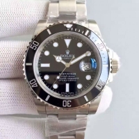 Réplique Rolex Submariner Black Cadran Cadran Oyster Bracelet en acier inoxydable 16610-BKSO