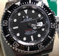 Réplique Rolex Sea-Dweller Oyster 126600 montre Rouge 43mm
