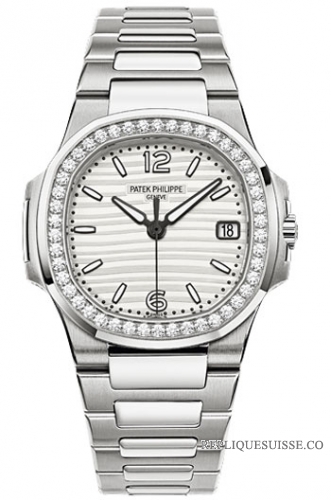 Patek Philippe Nautilus Femmes 7010 / 1G-011 Montres Copie