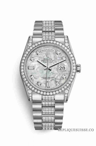 Copie Montre Rolex Day-Date 36 18 ct en or blanc serti de diamants 118389 White en nacre serti de diamants Cadran m118389-0074