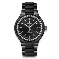 Réplique Hublot Classic Fusion Black Magic Bracelet Diamants