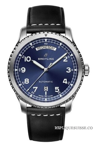 Copie Montre Breitling Navitimer 8 jours et date en cuir bleu cadran A45330101C1X1