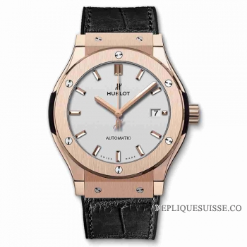 Copie Montre Hublot King Or Opalin 45mm Classic Fusion automatiques 511.OX.2611.LR