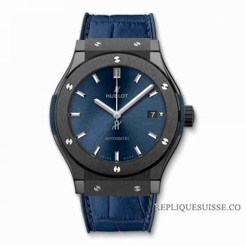 Copie Montre Hublot Classic Fusion Ceramique Bleu 45mm 511.CM.7170.LR