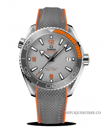 Réplique Omega Seamaster Planet Ocean 600 M Co Axial Master CHRONOMETER 43.5mm 215.92.44.21.99.001